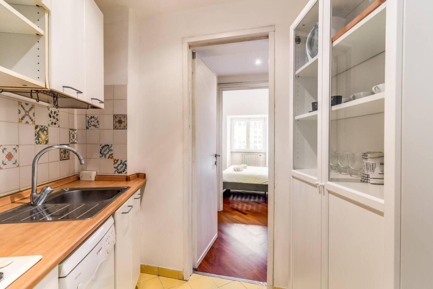 Splendid Flat On The Tiber River 로마 외부 사진