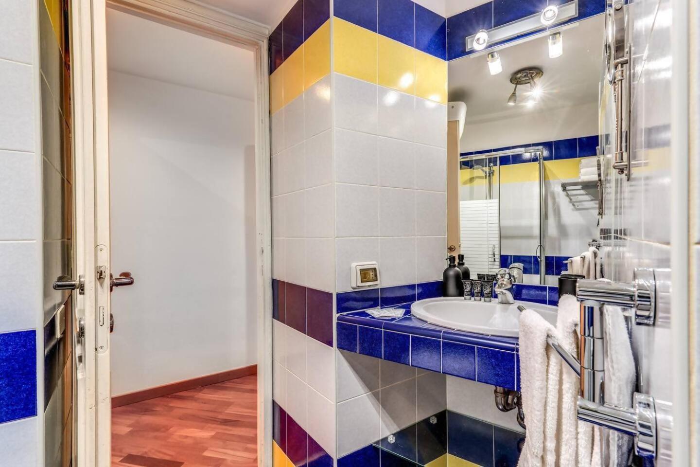 Splendid Flat On The Tiber River 로마 외부 사진